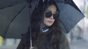 Episode 1 La pluie fait sortir les fous